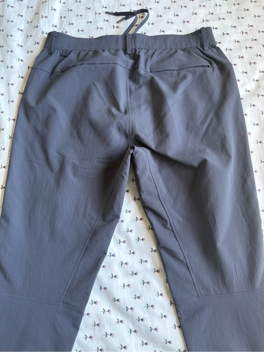 lululemon athletica Men's Slate Gray Performance Chinos